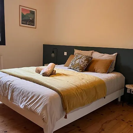 Maison Basque Avec Piscine Et Vue Montagnes Itxassou