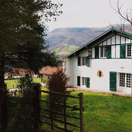 Maison Basque Avec Piscine Et Vue Montagnes Itxassou